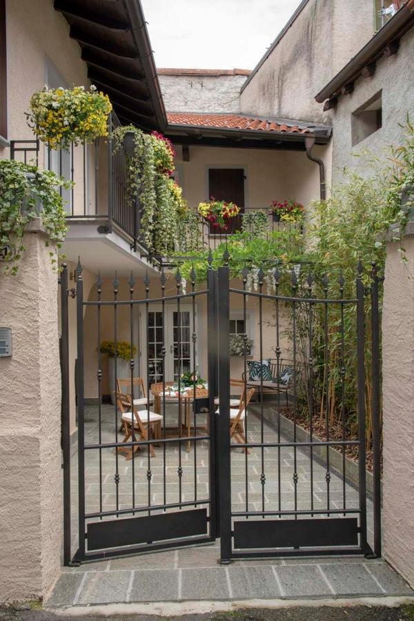 Casa Mia Villa Castelveccana Esterno foto