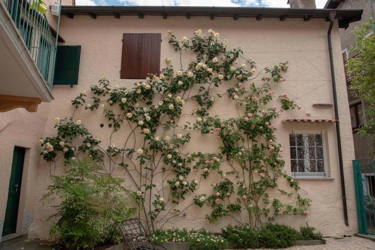 Casa Mia Villa Castelveccana Esterno foto